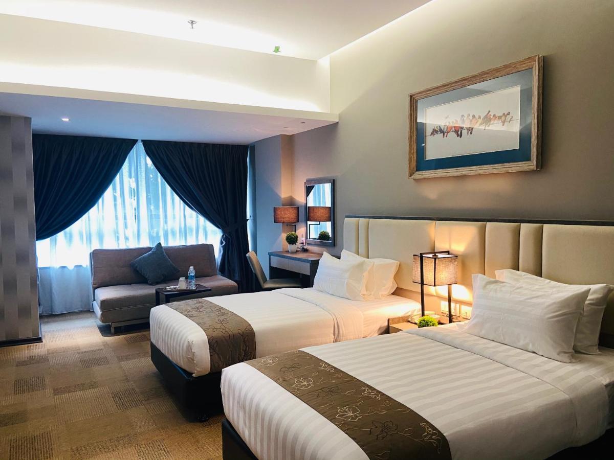 Glex Hotel Signature Johor Bahru Exterior foto