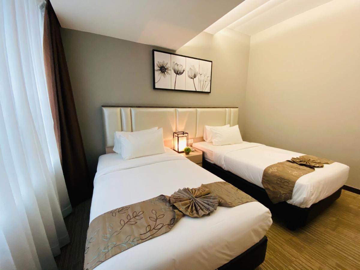 Glex Hotel Signature Johor Bahru Exterior foto