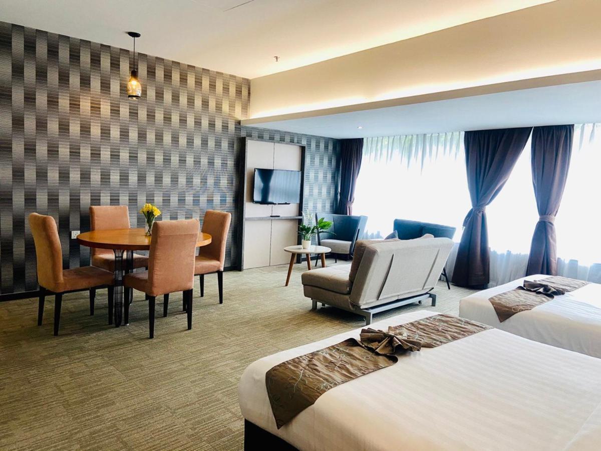 Glex Hotel Signature Johor Bahru Exterior foto